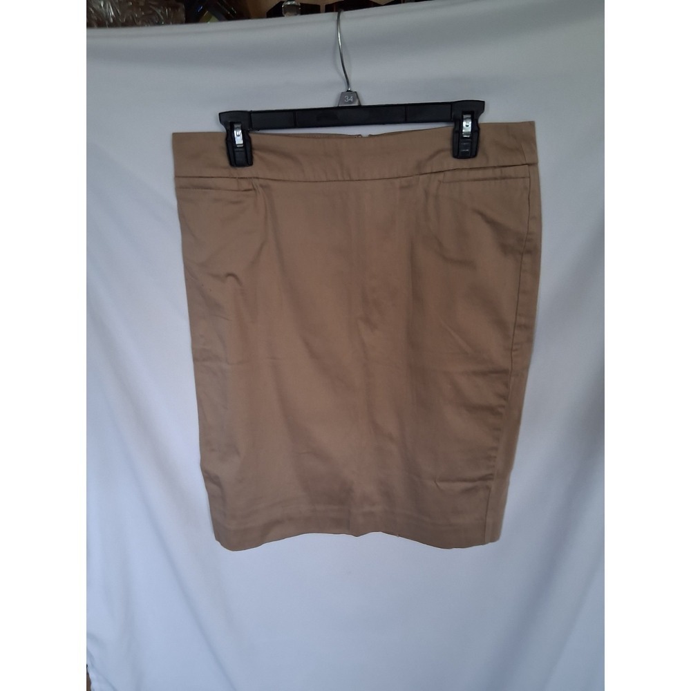 Womans Tan Shirt Size 10